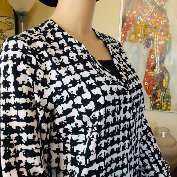 Karl Lagerfeld Blouse, Size Small - Picture 3 of 7